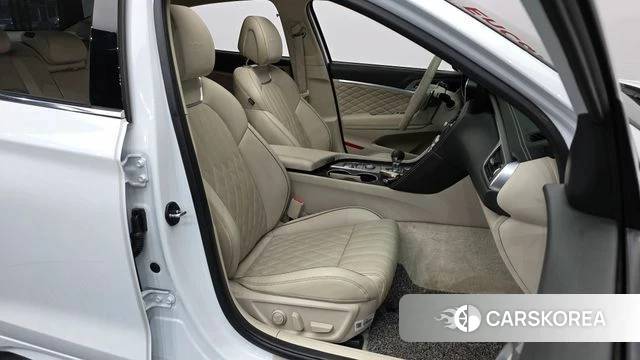 Genesis The New G70 2022 Белый из Кореи, фото 2