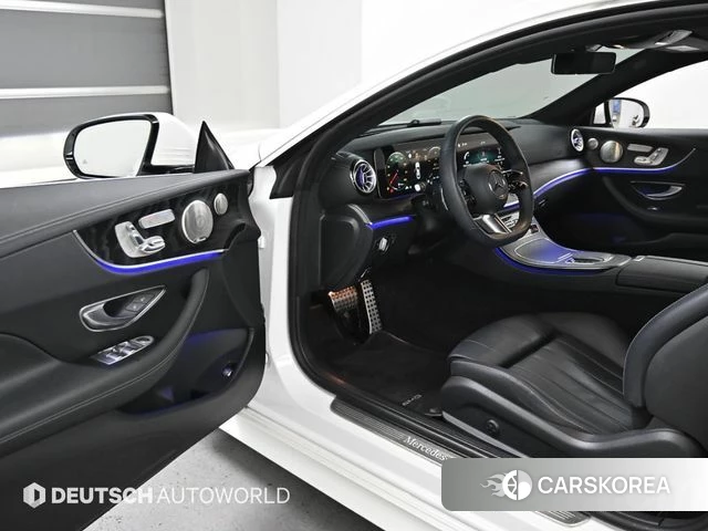 Mercedes-Benz E-Class W213 2022 Белый из Кореи, фото 2