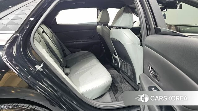 Hyundai The New Avante (CN7) 2024 Черный из Кореи, фото 2