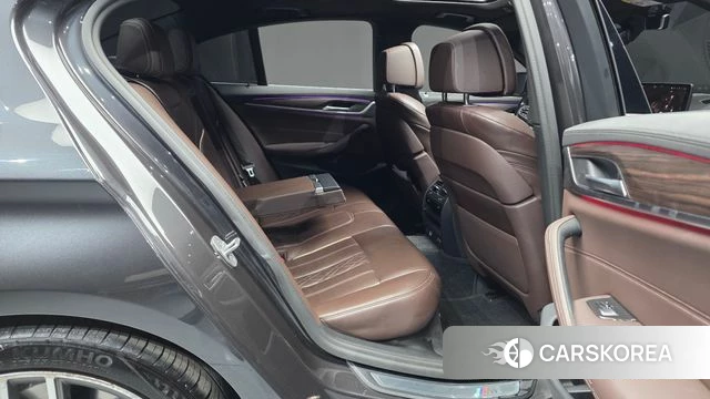 BMW 5 Series (G30) 2021 Серый из Кореи, фото 2