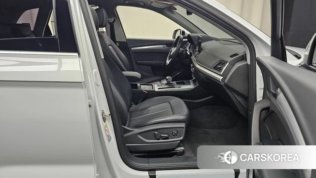 Audi Q5 (FY) 2021 Белый из Кореи, фото 2