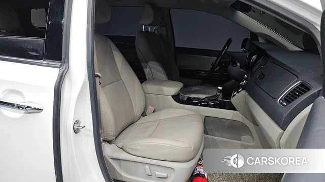 Kia The New Carnival 2018 Белый из Кореи, фото 2