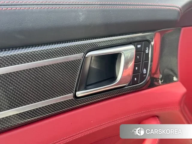 Porsche Panamera (971) 2023 Серебристо-серый из Кореи, фото 2