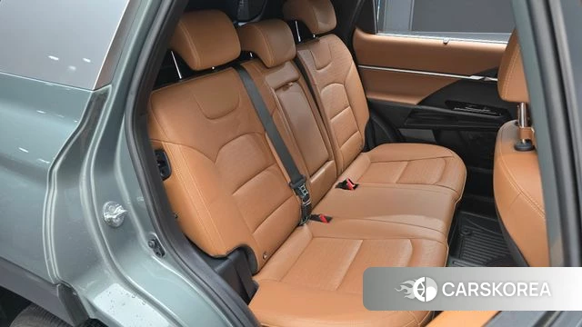 Ssangyong Torres 2022 Темно-зеленый из Кореи, фото 2
