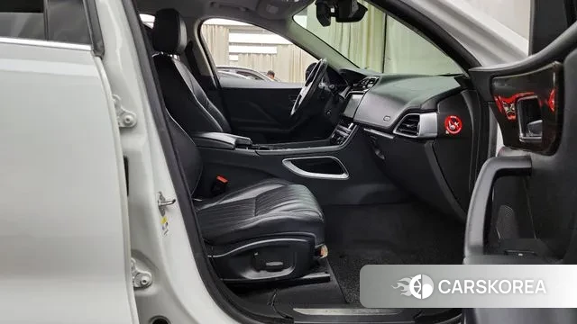 Jaguar F-PACE 2018 Белый из Кореи, фото 2