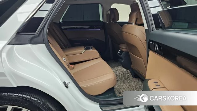 Hyundai Grandeur Hybrid (GN7) 2023 Белый из Кореи, фото 2