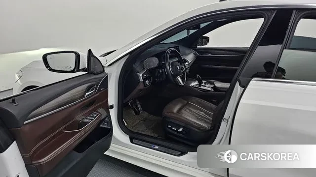 BMW 6 Series GT (G32) 2020 Белый из Кореи, фото 2