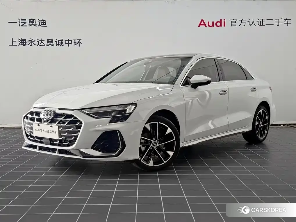 Audi A3 2025 Белый из Китая, фото 2