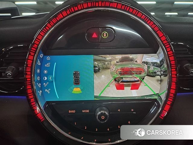 Mini Cooper Convertible 2022 Зеленый из Кореи, фото 2