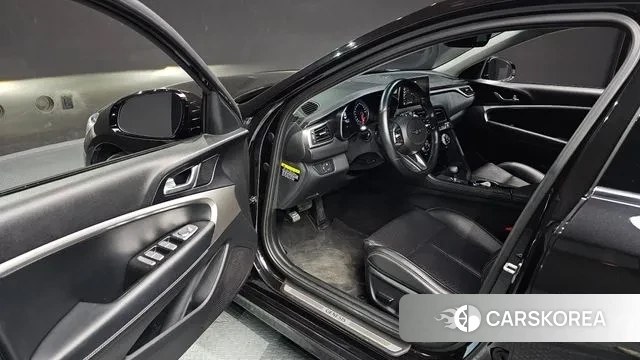 Genesis G70 2018 Черный из Кореи, фото 2