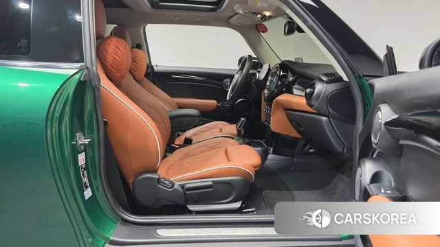 Mini Cooper S 2023 Зеленый из Кореи, фото 2