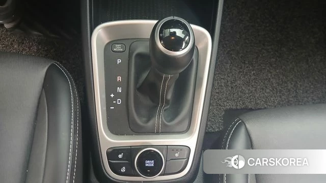 Hyundai Venue 2019 Белый из Кореи, фото 2