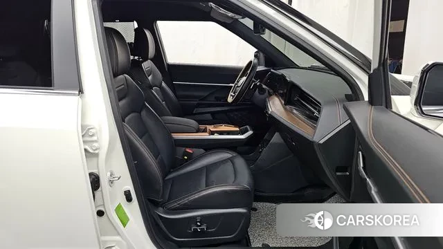 Ssangyong Torres 2024 Белый из Кореи, фото 2