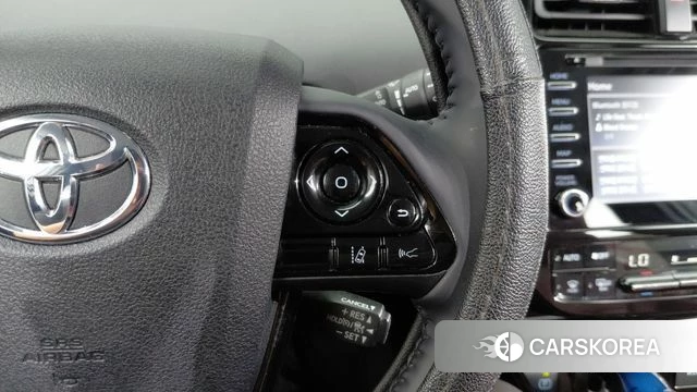 Toyota Prius 4th Generation 2022 Белый из Кореи, фото 2