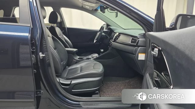 Kia Niro 2018 Синий из Кореи, фото 2