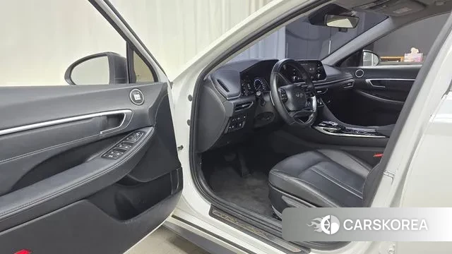 Hyundai Sonata (DN8) 2022 Белый из Кореи, фото 2