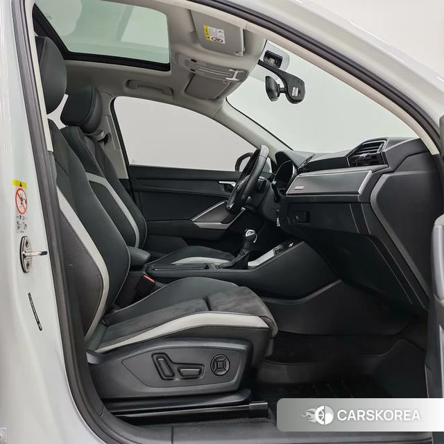 Audi Q3 2022 Белый из Китая, фото 2