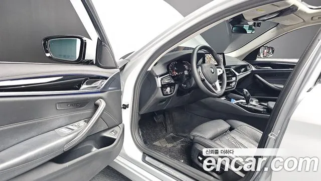 BMW 5 Series (G30) id 2712480 из Кореи 2