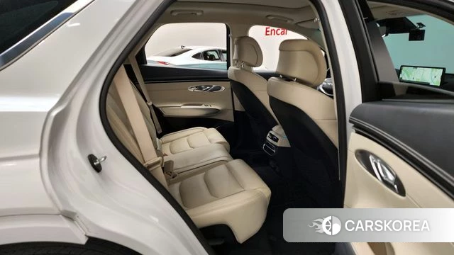 Genesis GV70 2022 Белый из Кореи, фото 2