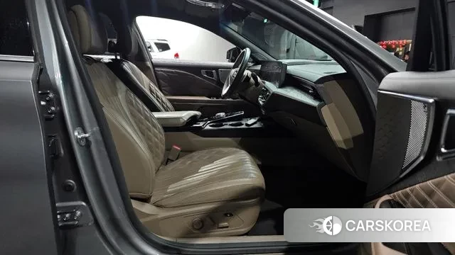 Kia K8 2022 Серебряный из Кореи, фото 2