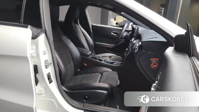 Mercedes-Benz CLA-Class C117 2018 Белый из Кореи, фото 2