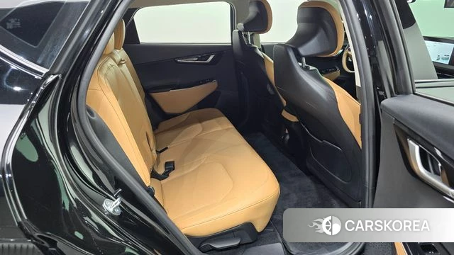 Kia EV6 2023 Черный из Кореи, фото 2