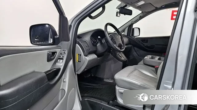 Hyundai The New Grand Starex 2019 Серый из Кореи, фото 2