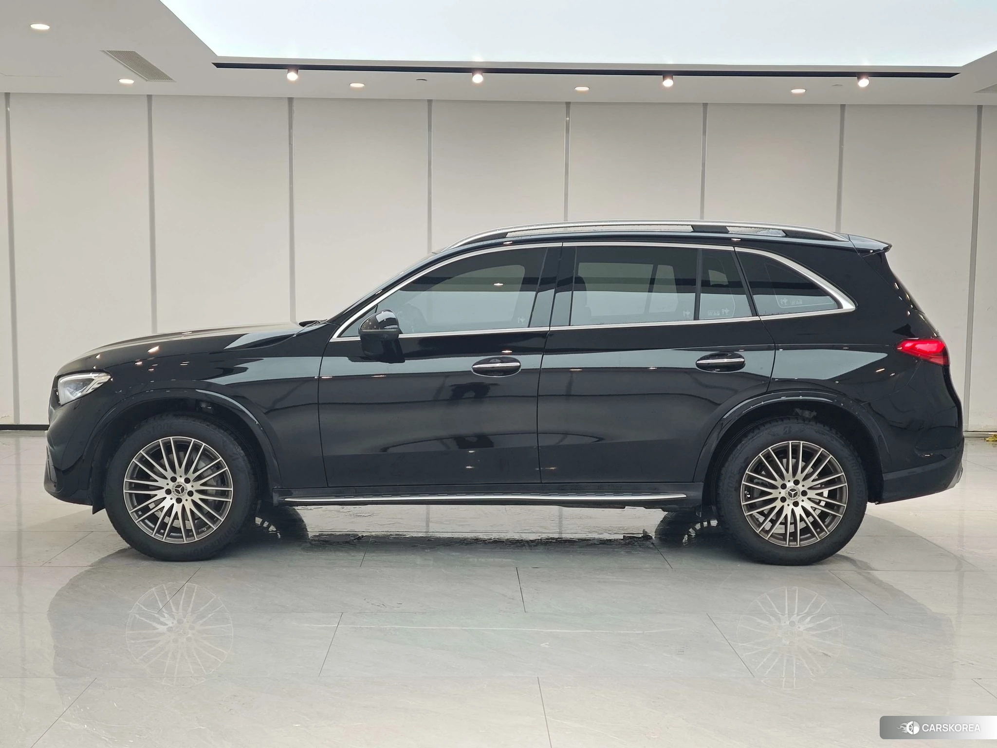 Mercedes-Benz GLC 2024 Черный из Китая, фото 2