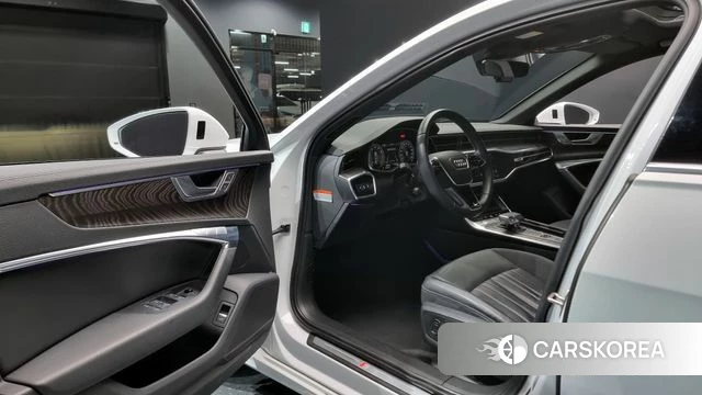 Audi A6 (C8) 2020 Белый из Кореи, фото 2