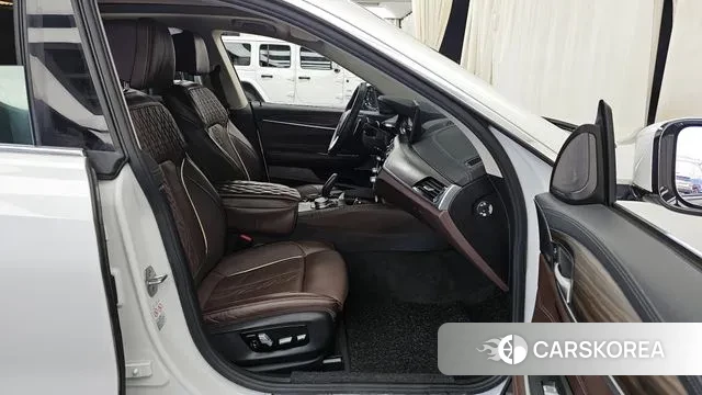 BMW 6 Series GT (G32) 2022 Белый из Кореи, фото 2