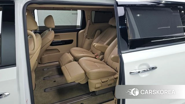 Kia The New Carnival 2018 Белый из Кореи, фото 2