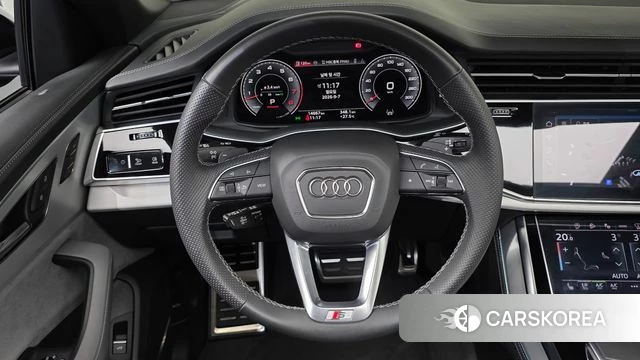 Audi Q8 (4M) 2023 Черный из Кореи, фото 2