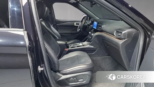 Ford Explorer 6th Generation 2020 Черный из Кореи, фото 2