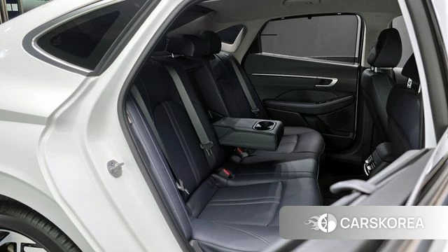 Hyundai Sonata D Edge Hybrid (DN8) 2024 Белый из Кореи, фото 2