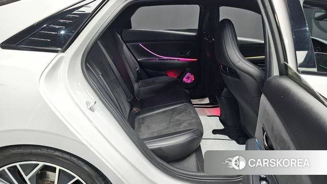 Hyundai Avante (CN7) 2022 Серебристо-серый из Кореи, фото 2