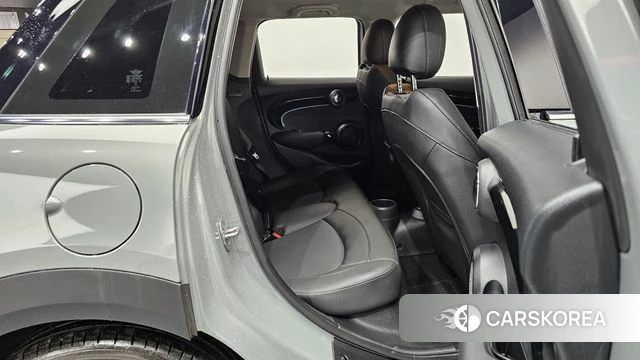 Mini Cooper 2022 Серебристо-серый из Кореи, фото 2