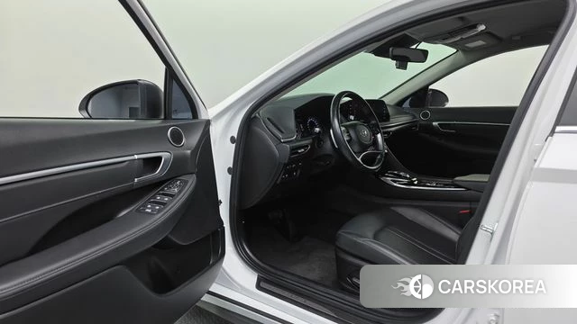 Hyundai Sonata (DN8) 2021 Белый из Кореи, фото 2