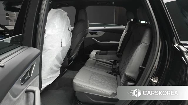 Audi Q7 (4M) 2026 Черный из Кореи, фото 2