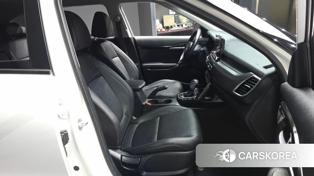 Kia Seltos 2021 Белый из Кореи, фото 2