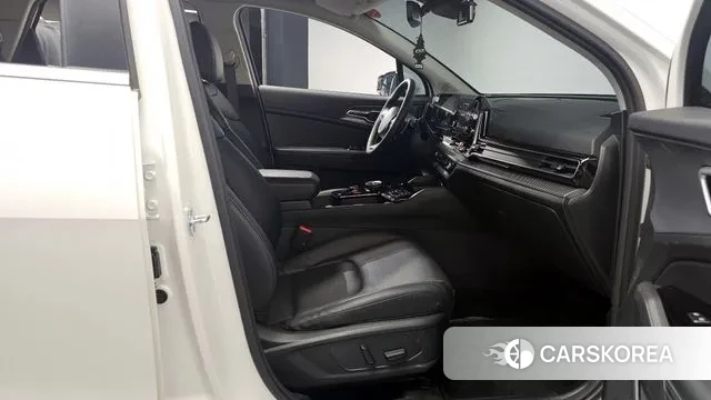 Kia Sportage 5th Generation 2022 Белый из Кореи, фото 2