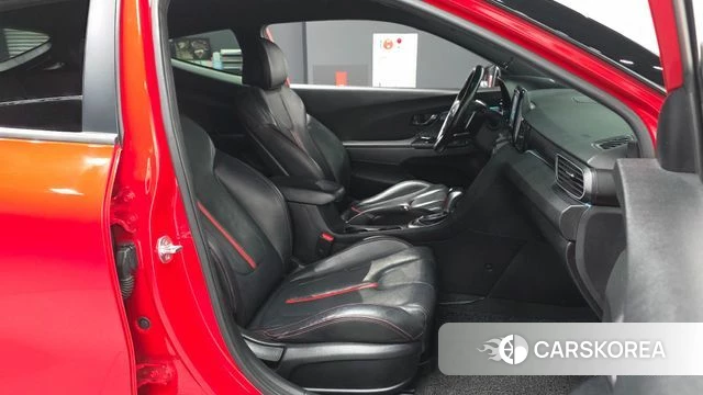 Hyundai Veloster (JS) 2018 Красный из Кореи, фото 2