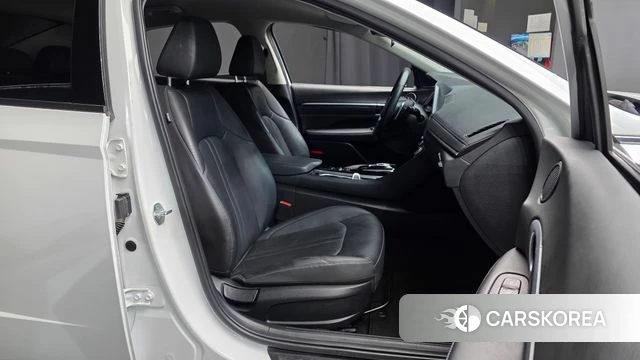 Hyundai Sonata (DN8) 2022 Белый из Кореи, фото 2