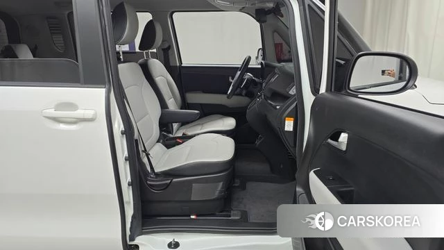 Kia The New Kia Ray EV 2024 Белый из Кореи, фото 2