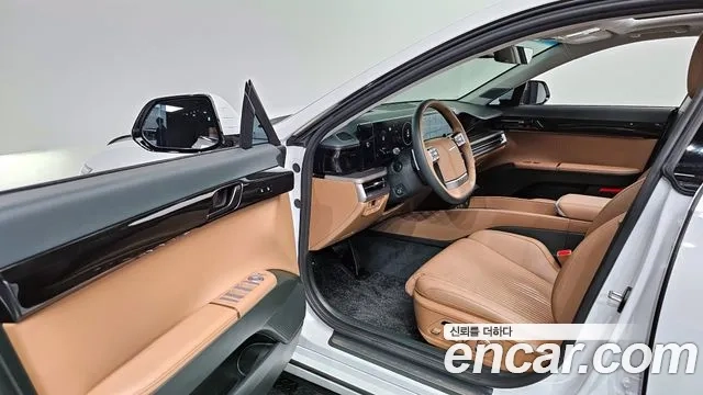 Hyundai Grandeur Hybrid (GN7) 2023 Белый из Кореи, фото 2