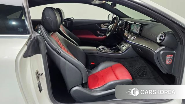Mercedes-Benz E-Class W213 2019 Белый из Кореи, фото 2