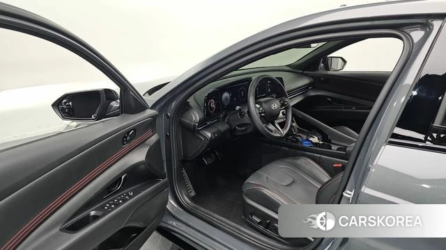 Hyundai The New Avante (CN7) 2024 Серый из Кореи, фото 2