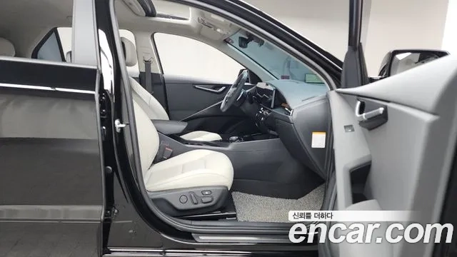 Kia Di Ol Nu Niro 2024 Черный из Кореи, фото 2