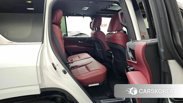Lexus LX 4th Generation 2025 Белый из Кореи, фото 2