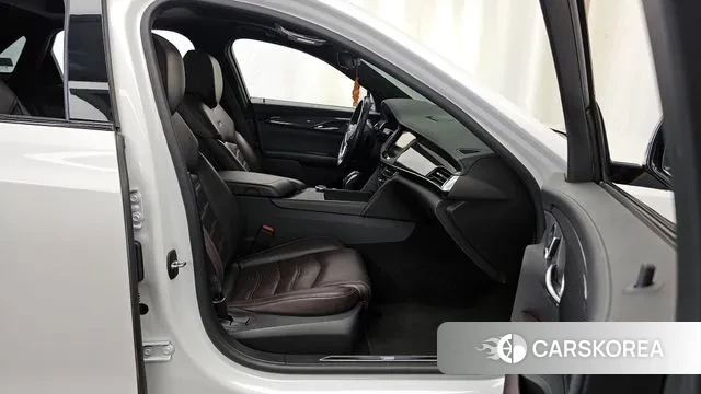 Cadillac CT6 2019 Белый из Кореи, фото 2