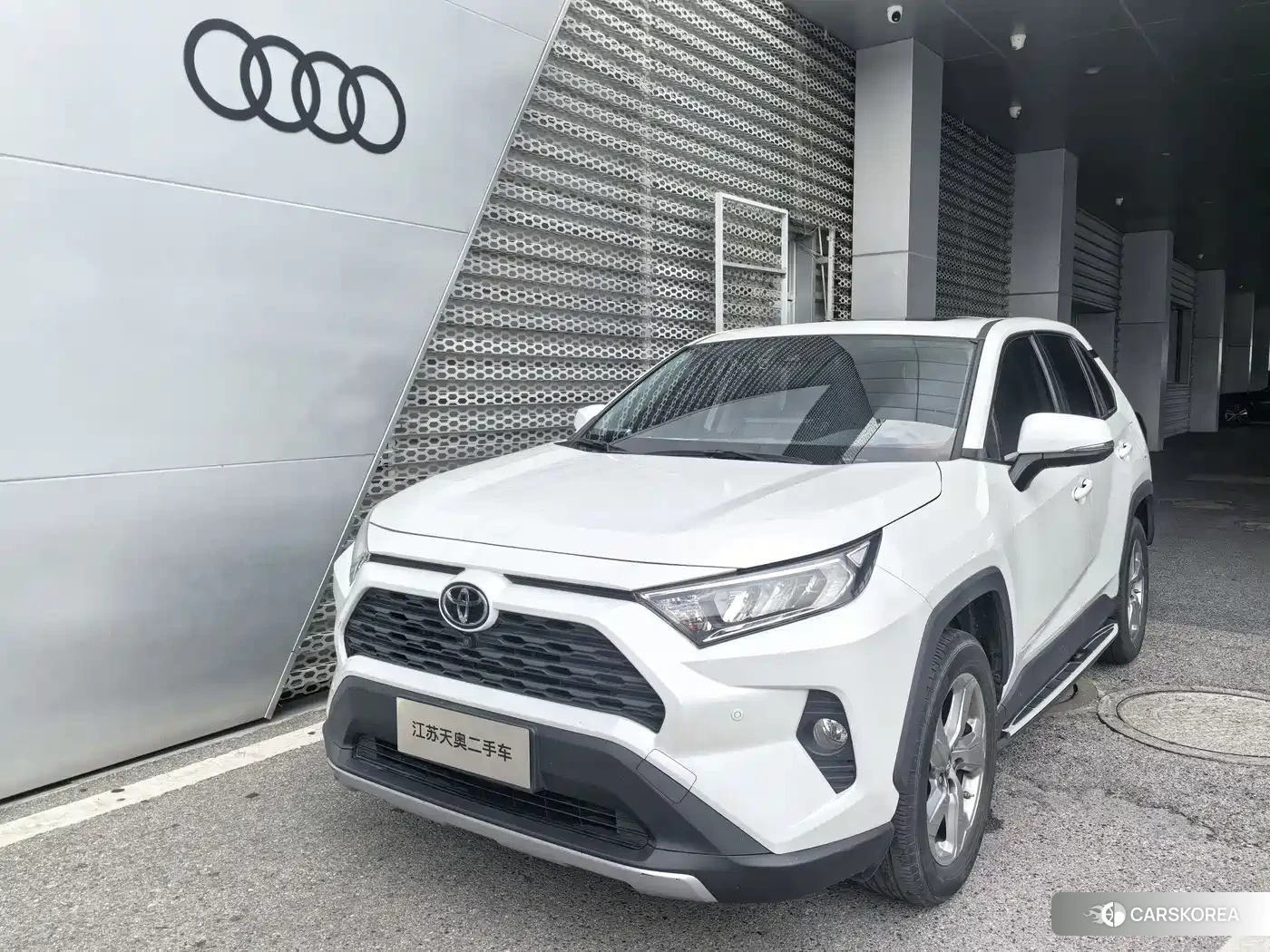 Toyota RAV4 2021 Белый из Китая, фото 2